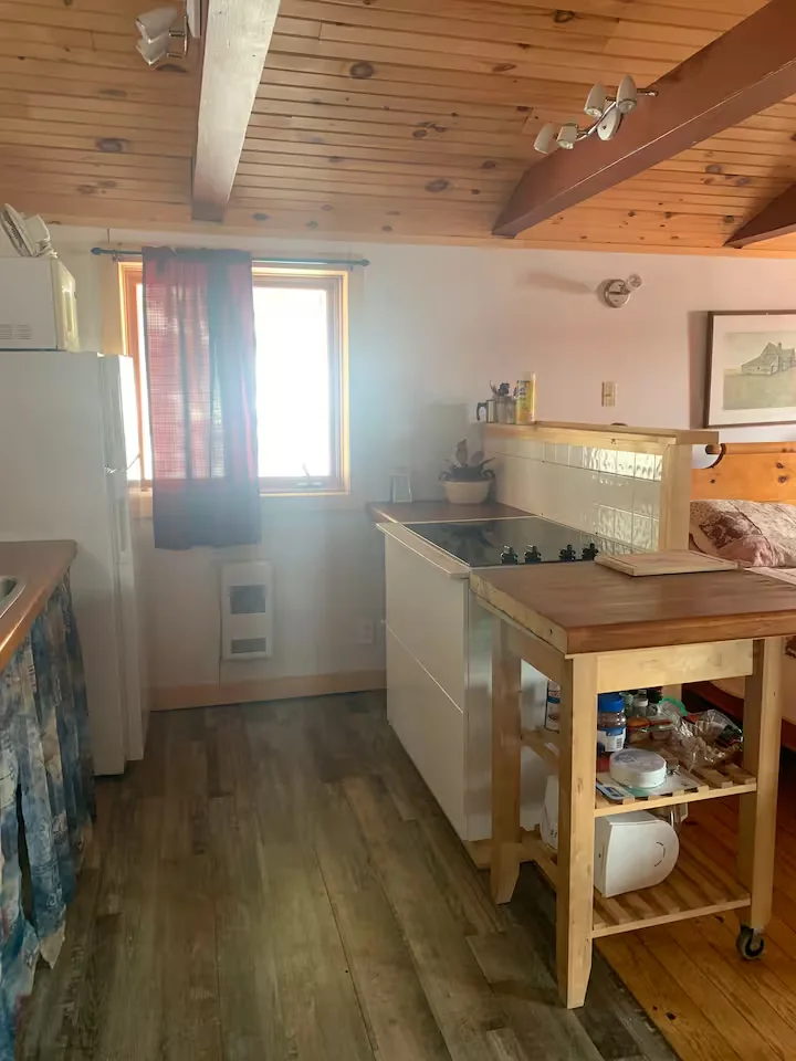 Cottage kitchen
